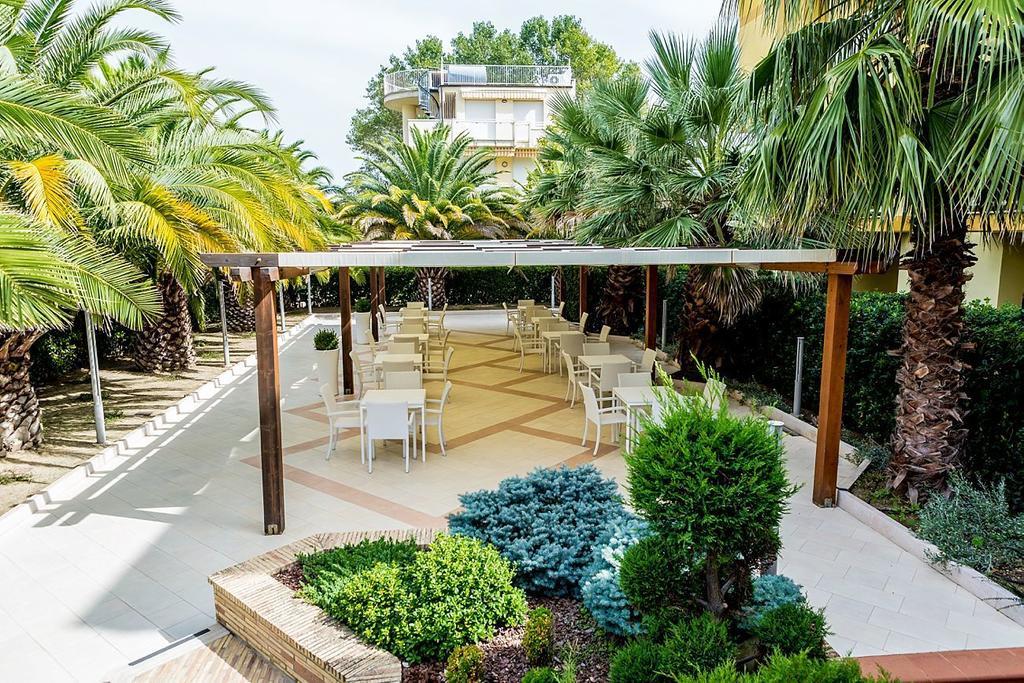 Hotel Vittoria Vasto Exterior foto